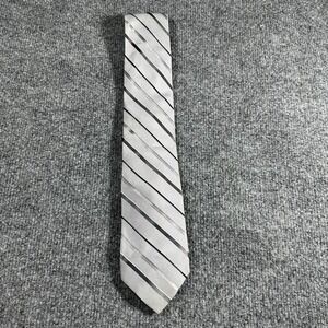Platinum Designs‎ 3.75" Silk Made in China Lavender Silver Gray Men's Tie